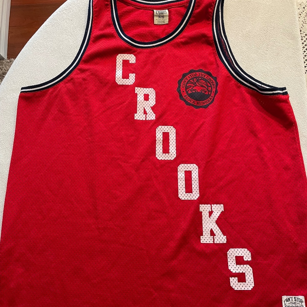 Crooks Jersey for men. Size XL- TG